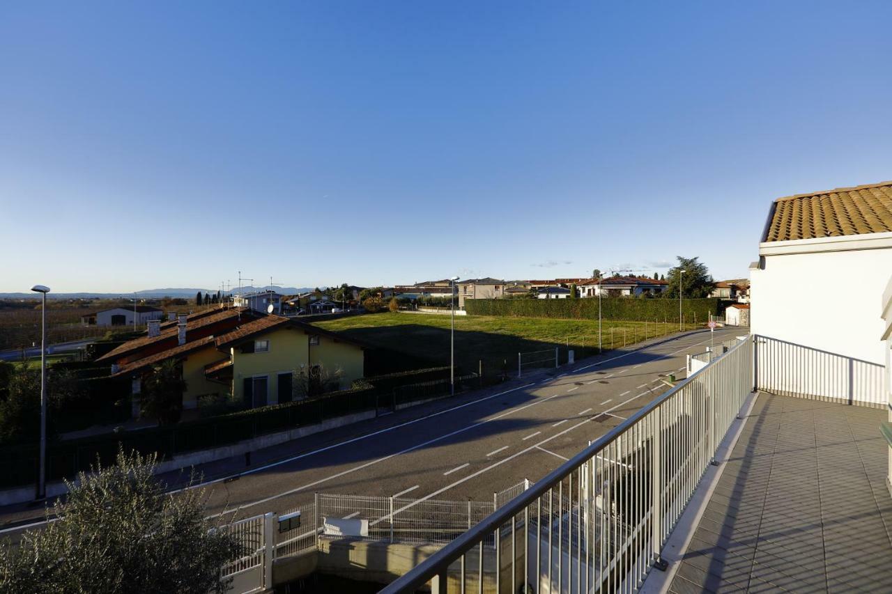 Nuovo Laghetto Del Frassino Hotel Peschiera del Garda Exterior photo