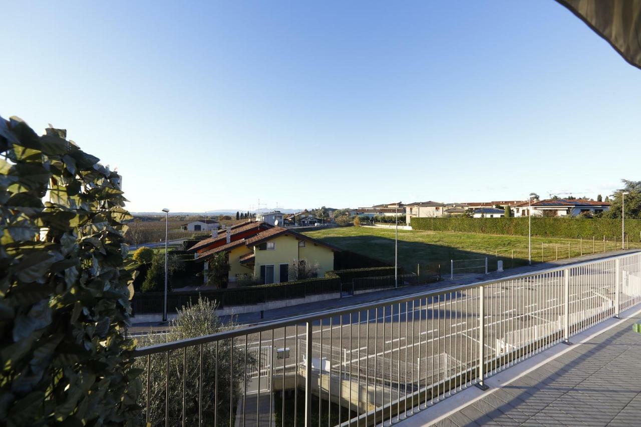 Nuovo Laghetto Del Frassino Hotel Peschiera del Garda Exterior photo